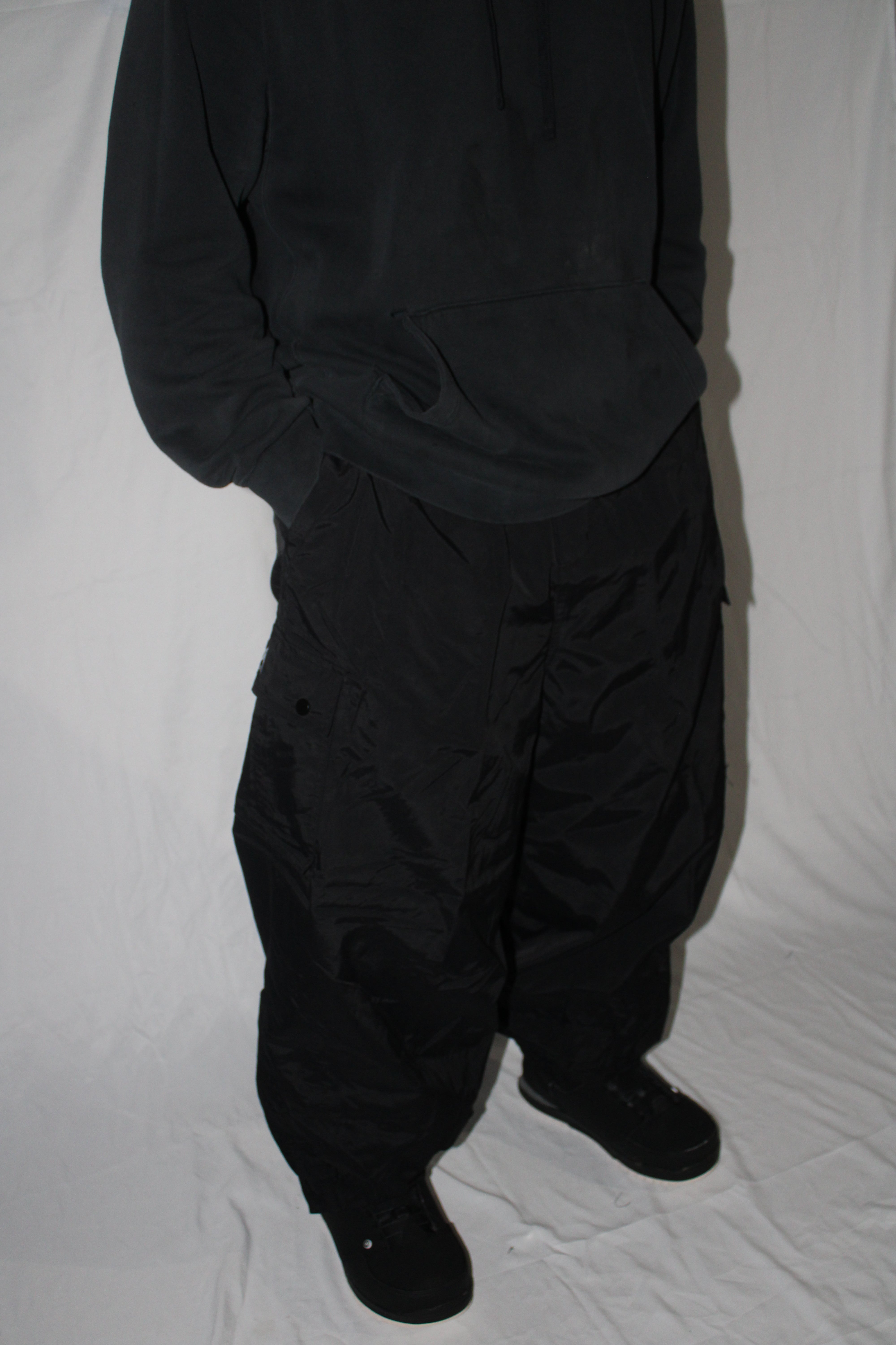 CARGO SNOWPANTS - BLACK